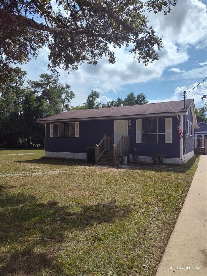 140 Bay Rd - Photo 2 of 22