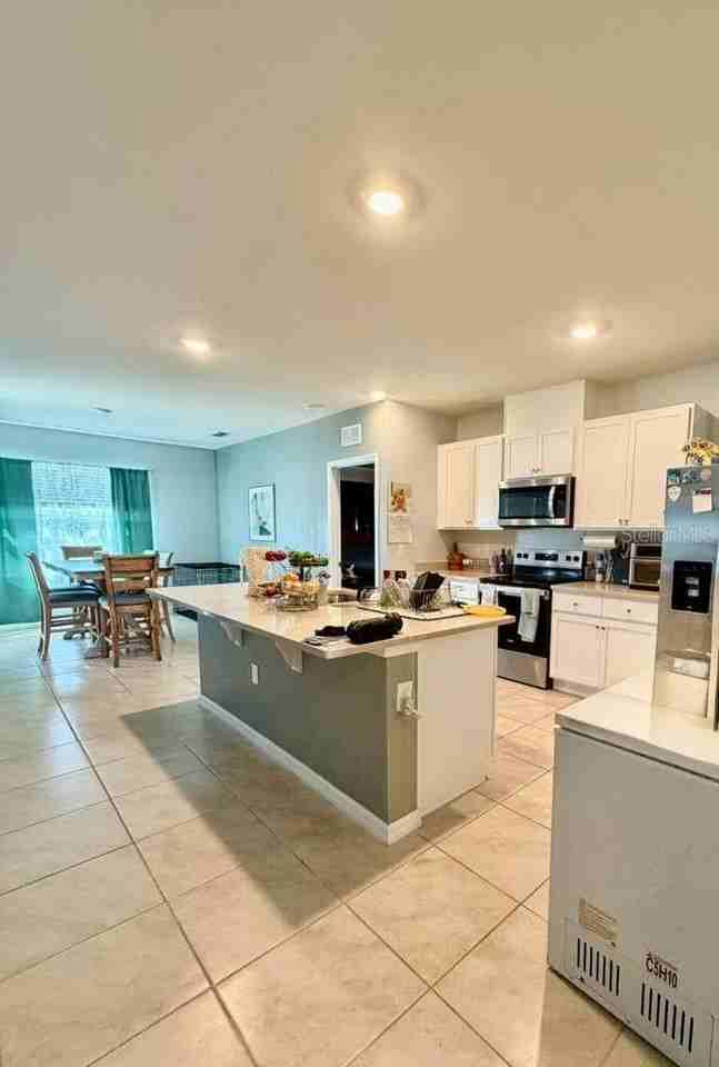 295 Taylor Groves St - Photo 6 of 20