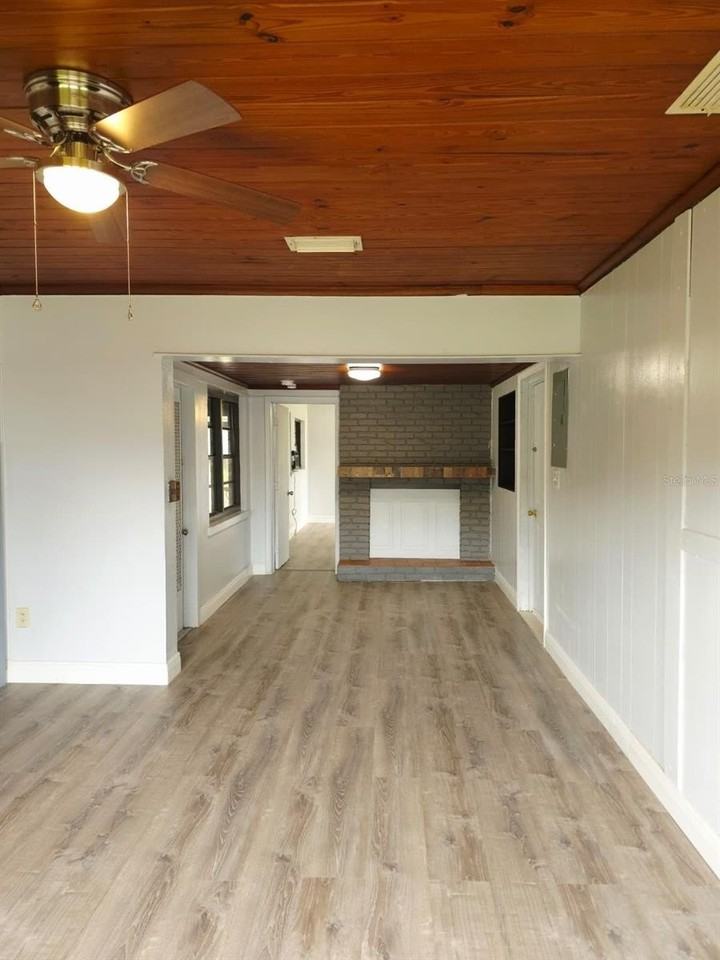 1818 Minnesota Ave #B - Photo 2 of 9