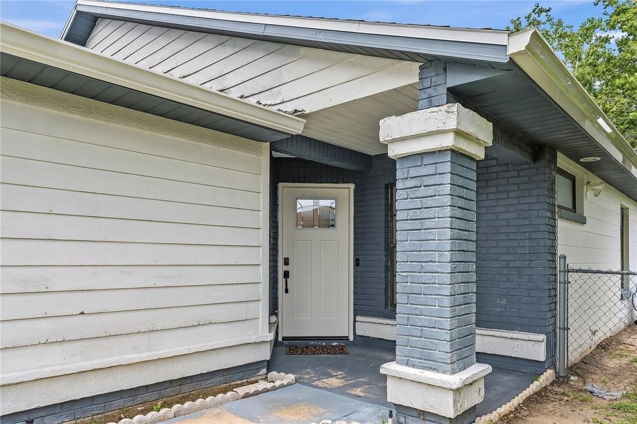 182 Pinewood Cir - Photo 3 of 25
