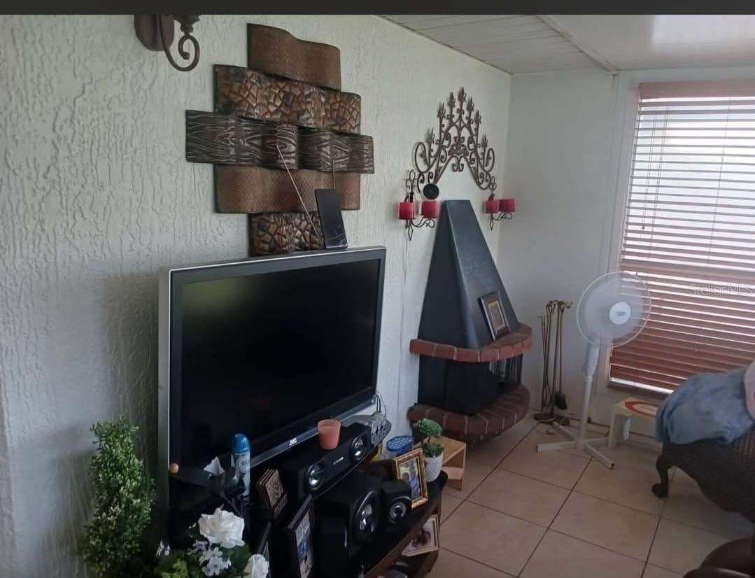 2409 Ming Ct - Photo 6 of 8