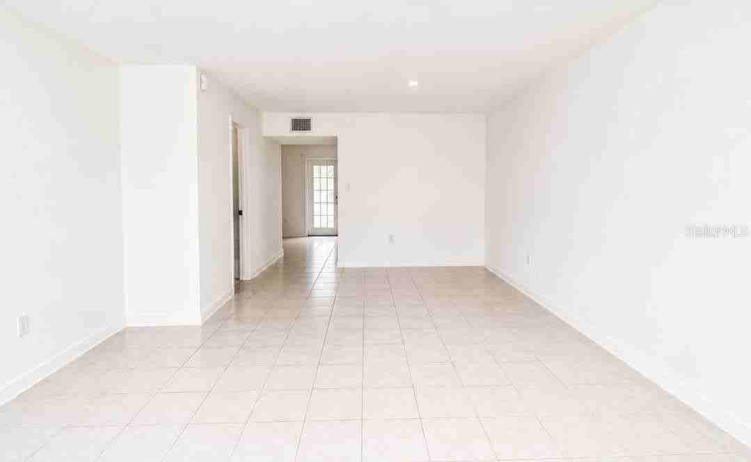 5850 Cypress Gardens Blvd #608 - Photo 2 of 16