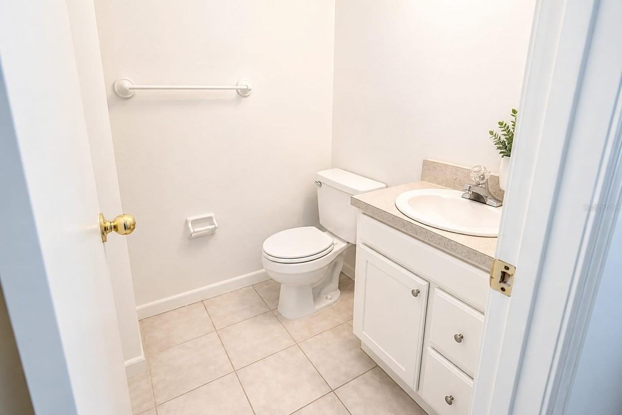 5850 Cypress Gardens Blvd #608 - Photo 3 of 16