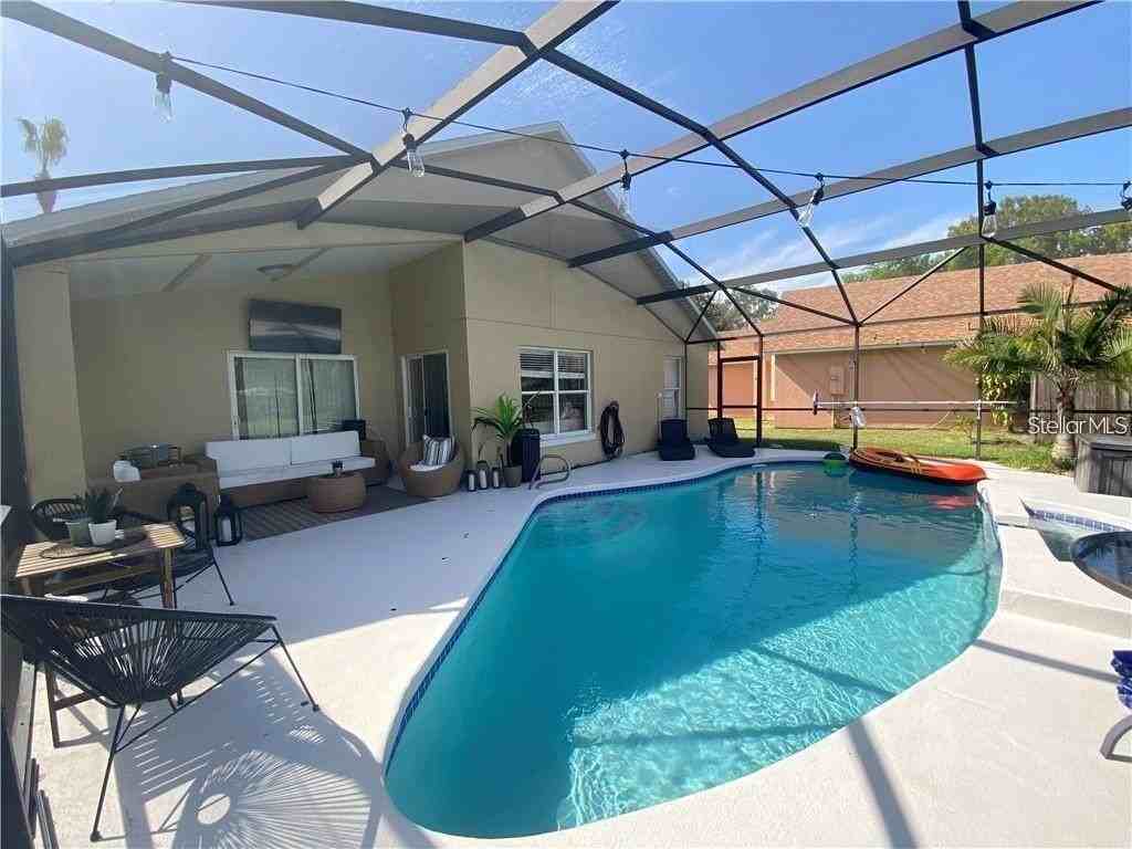 2476 Shelby Cir - Photo 2 of 20