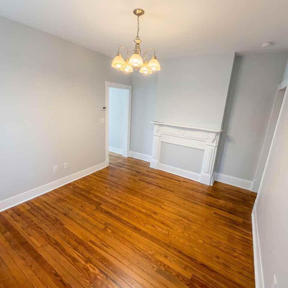 312 E 3rd St #1 - Photo 6 of 15