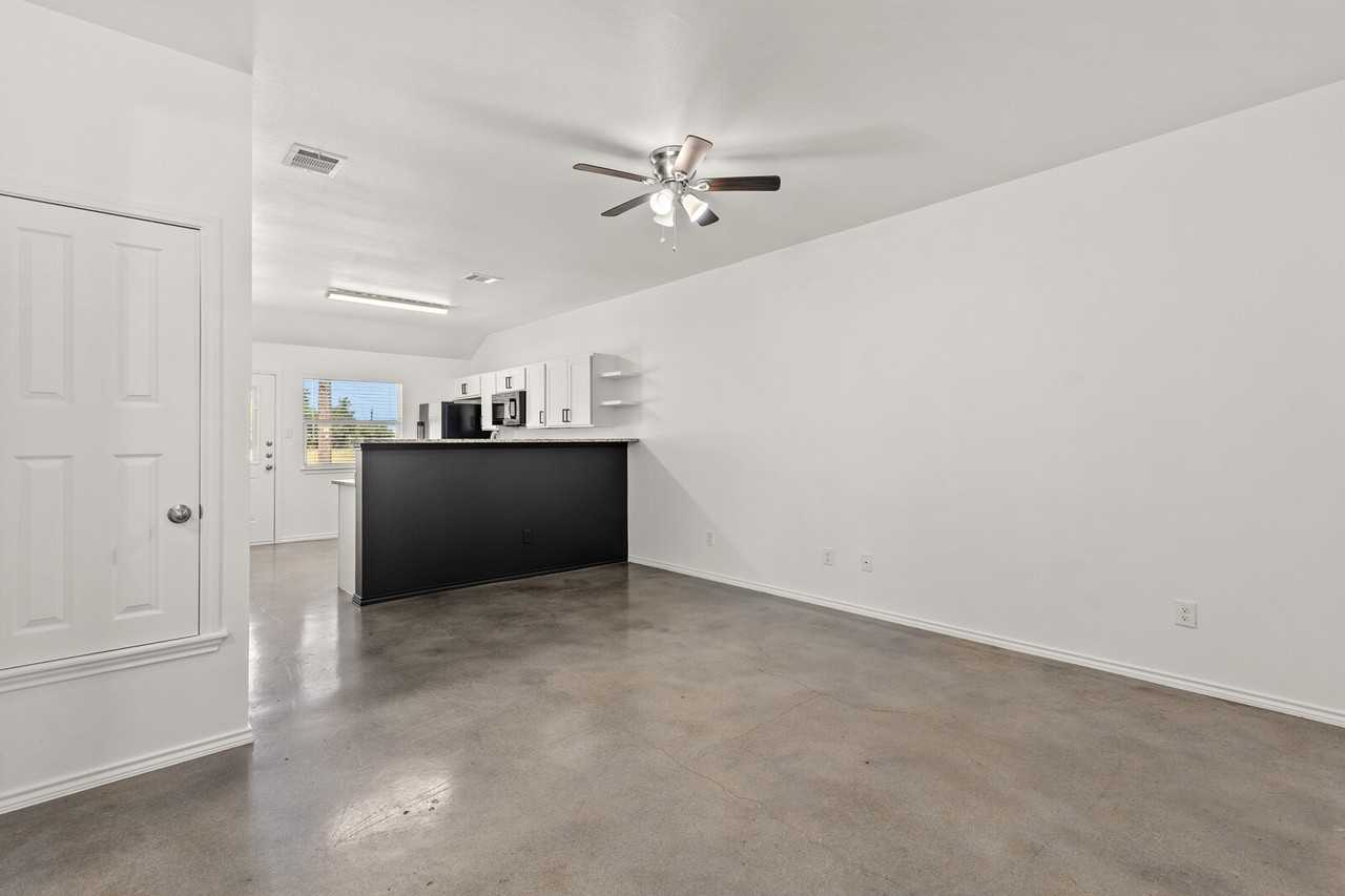 238 N Mary Jo Dr #A - Photo 5 of 16