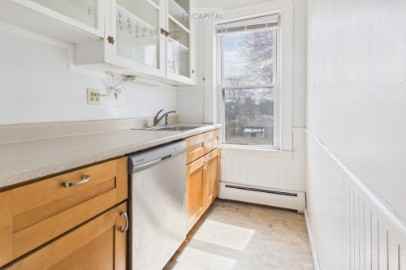351 Child St #1 - Photo 3 of 20