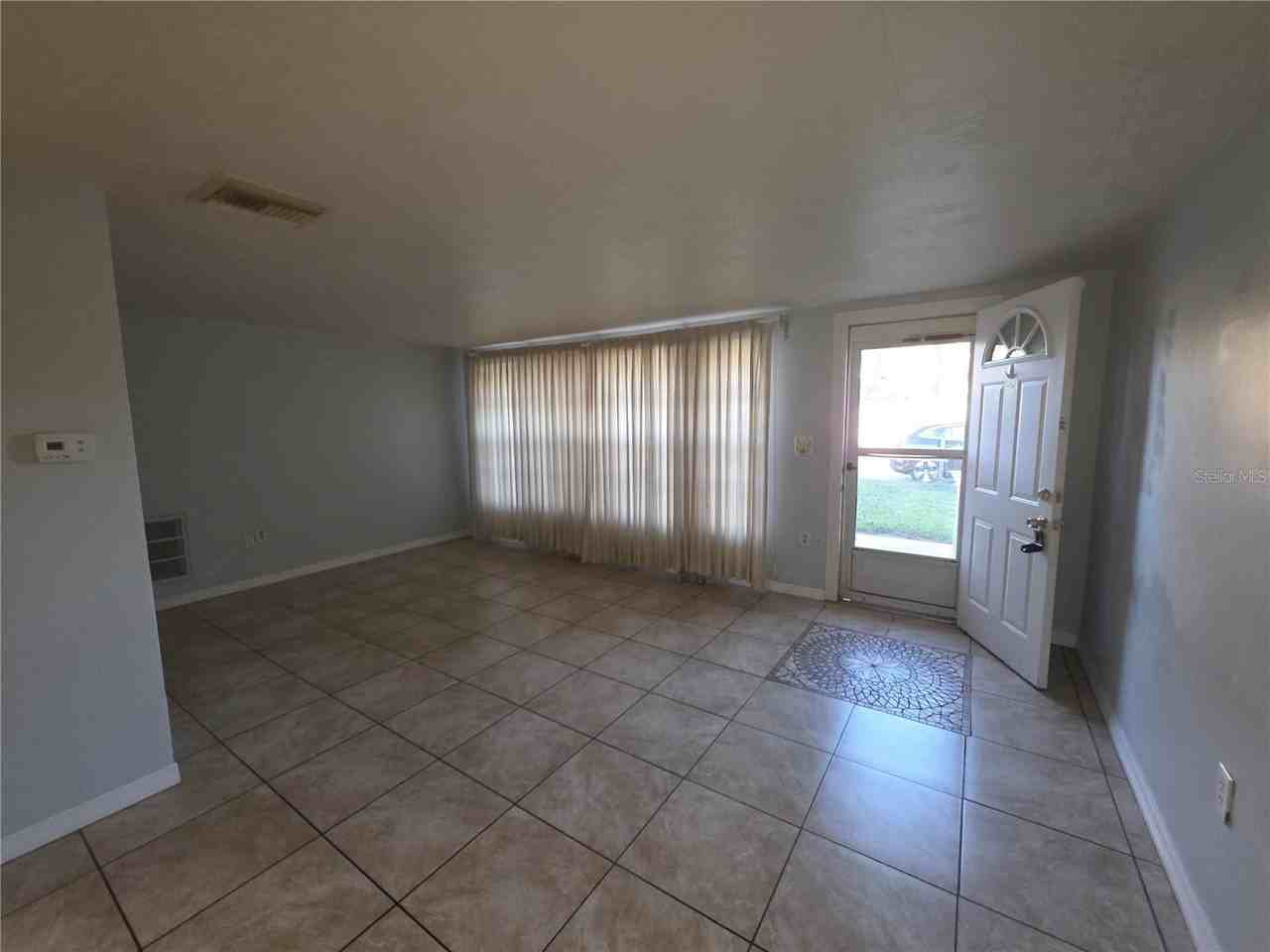 3431 Overland Dr - Photo 3 of 24