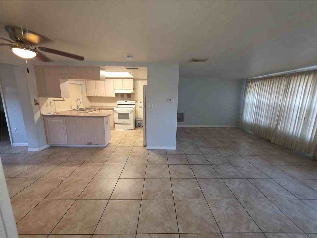 3431 Overland Dr - Photo 4 of 24