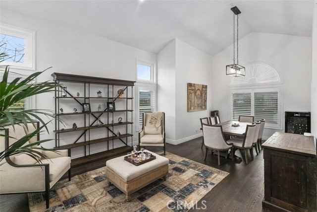 32 San Mateo - Photo 5 of 8