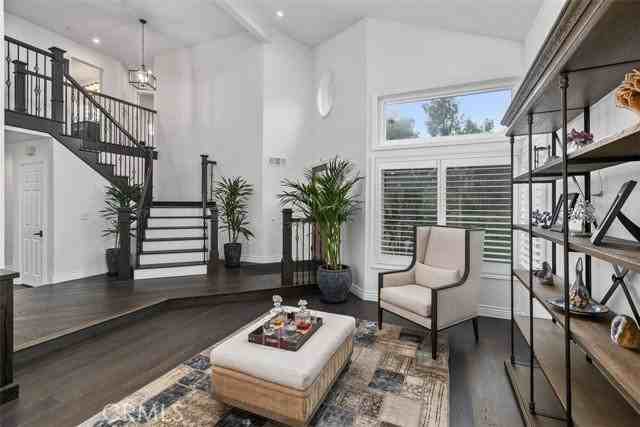 32 San Mateo - Photo 6 of 8