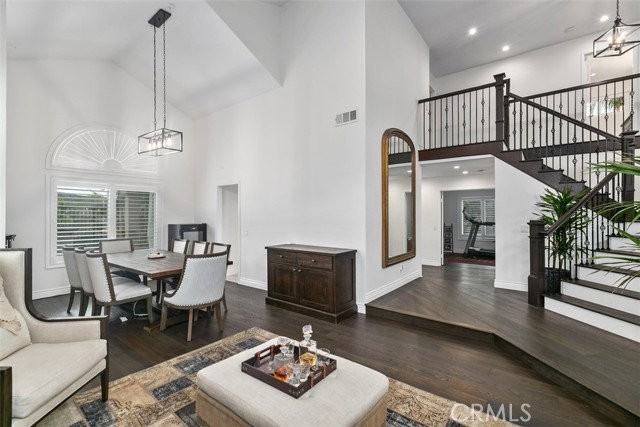 32 San Mateo - Photo 7 of 8