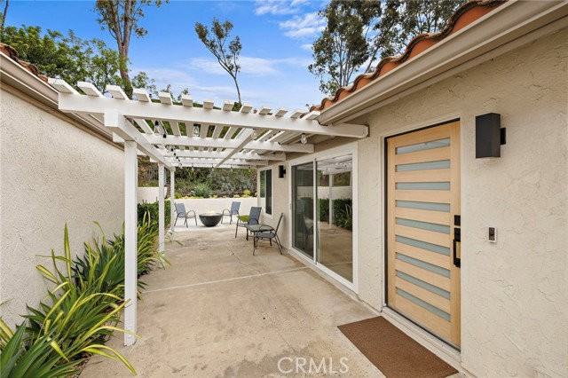 22951 Via Miramar - Photo 3 of 8