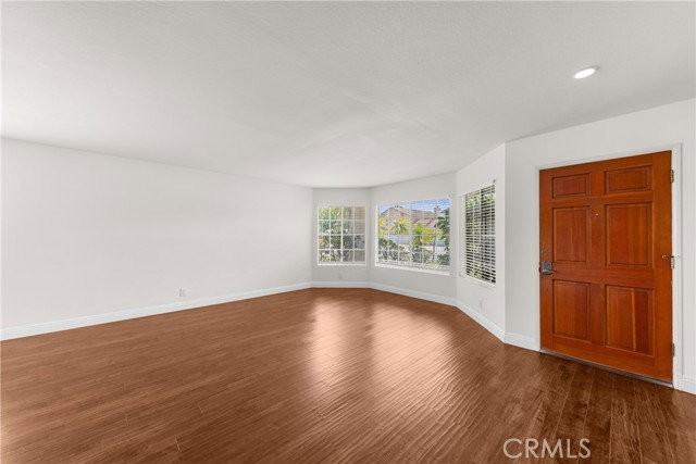 17255 Orangewood Ln - Photo 6 of 8