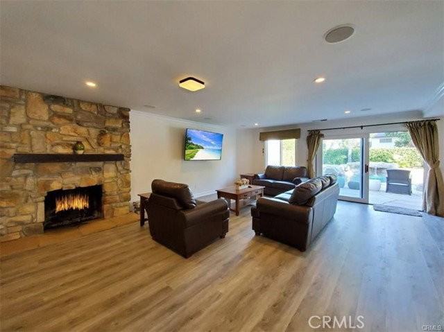 18684 Santa Ramona St - Photo 5 of 8