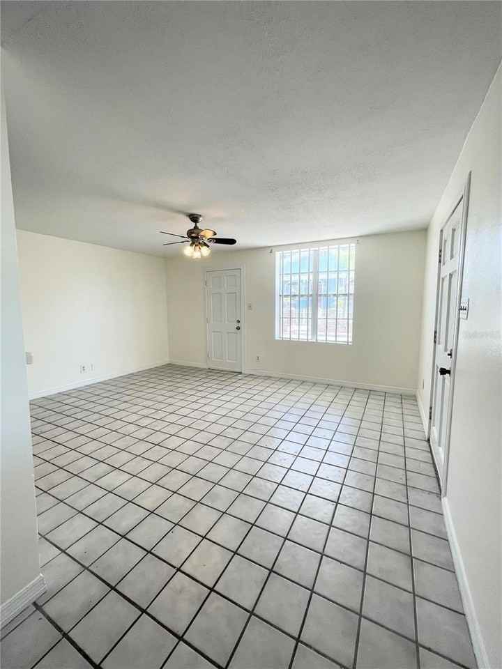 2916 N 16th St #1 - Photo 2 of 16