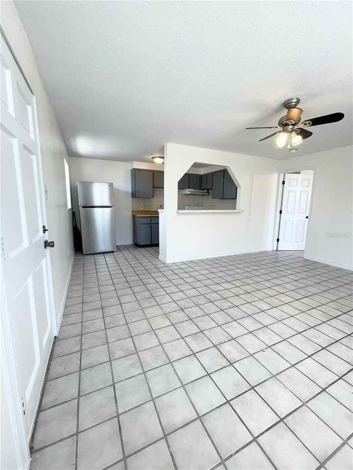 2916 N 16th St #1 - Photo 3 of 16