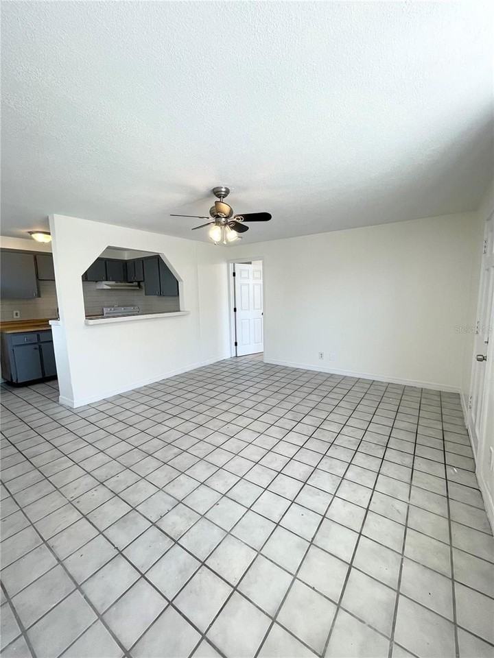 2916 N 16th St #1 - Photo 4 of 16