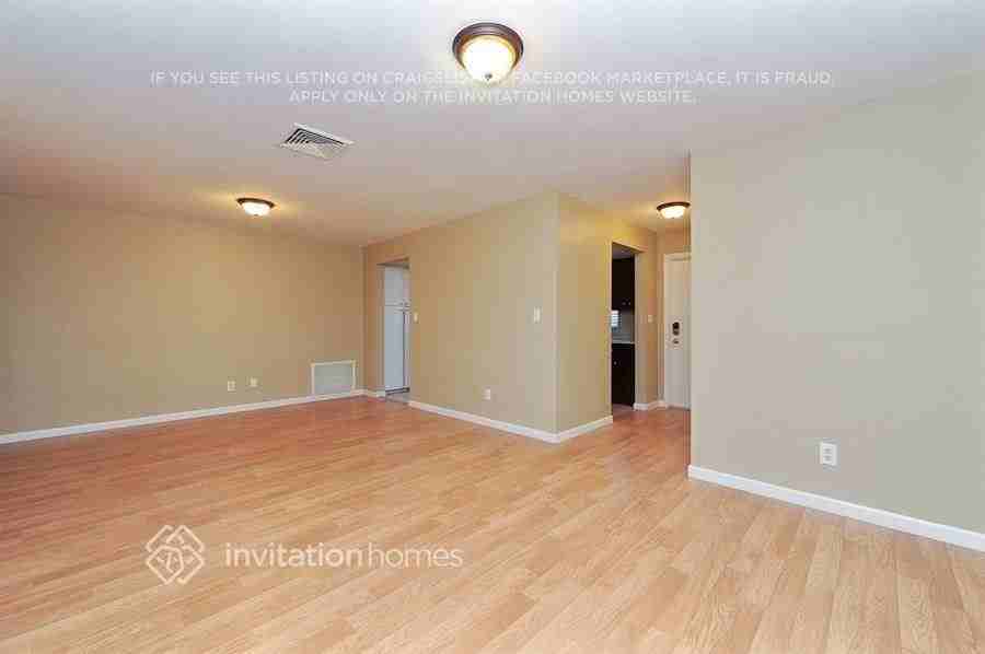 6164 35th Ave N - Photo 2 of 20
