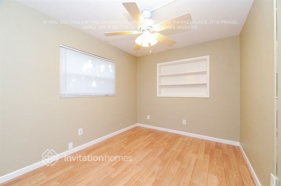 6164 35th Ave N - Photo 3 of 20
