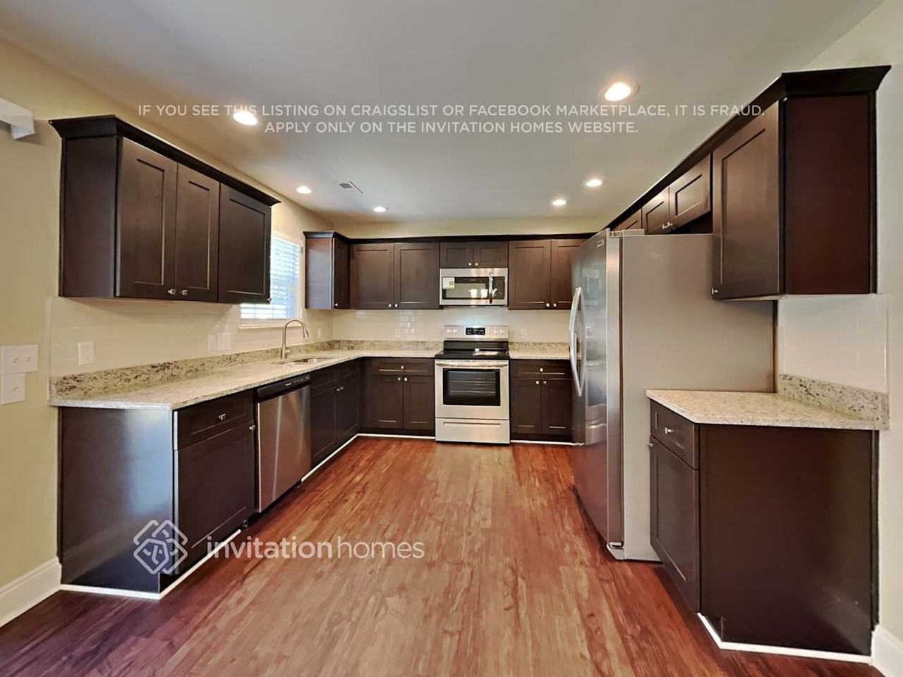 204 Tarrington Dr - Photo 5 of 17
