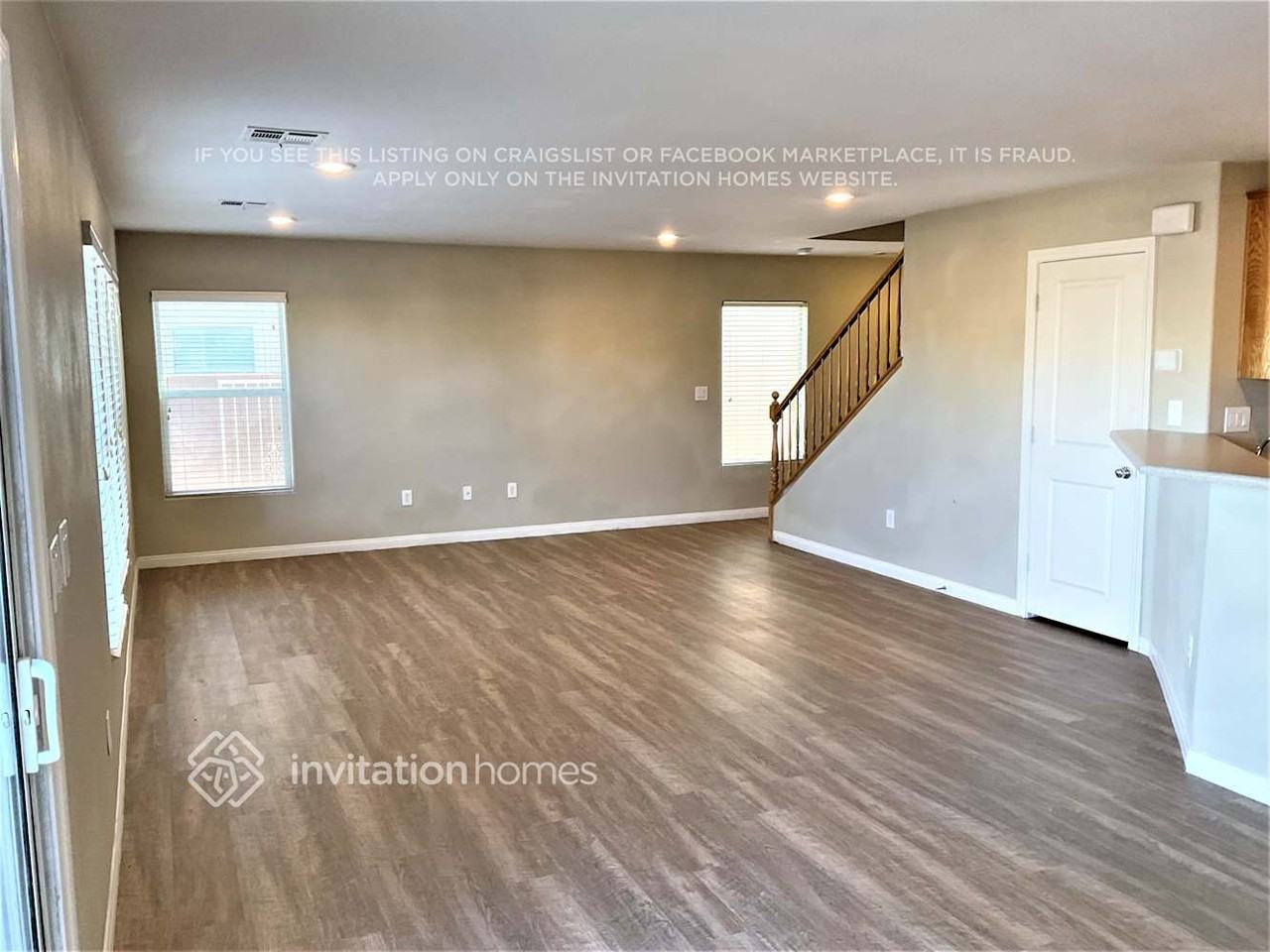 5836 Gemstone Peak St - Photo 5 of 13