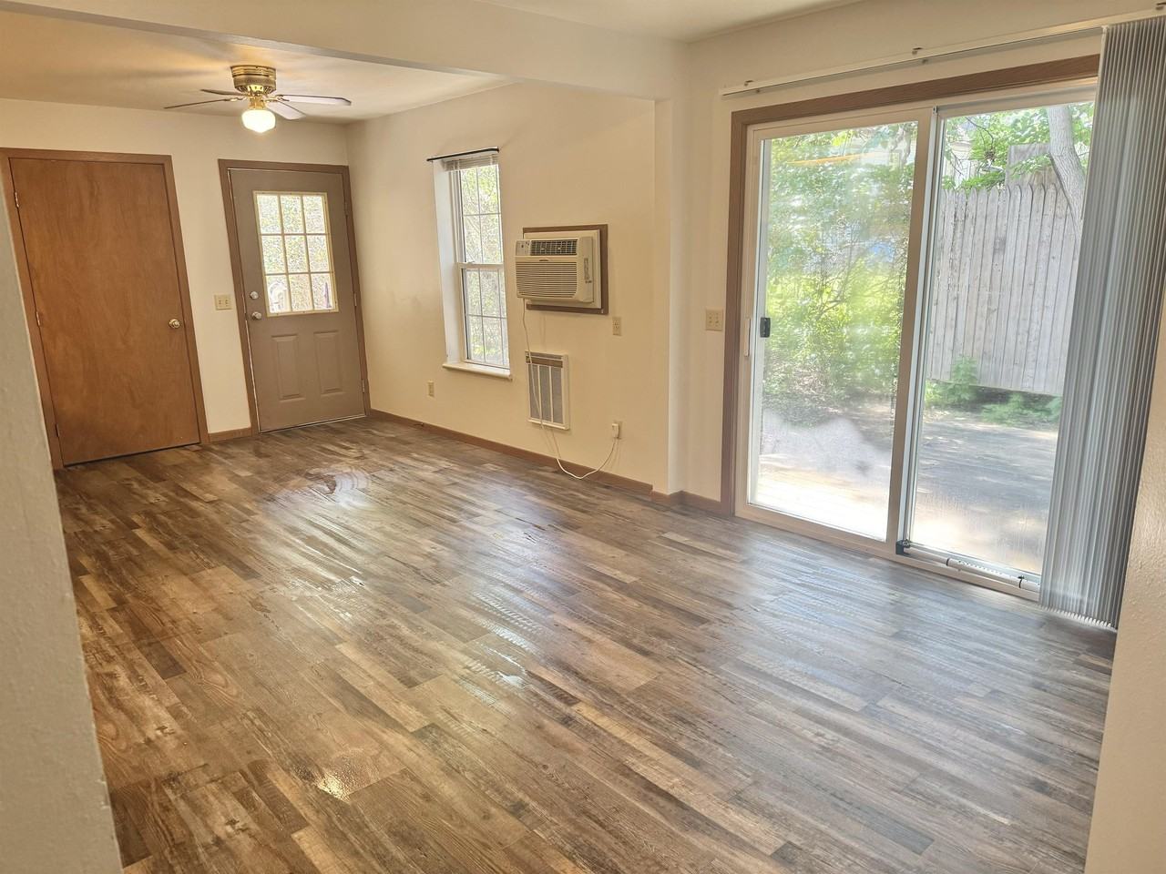 1514 Bartlett Ave #2 - Photo 7 of 10
