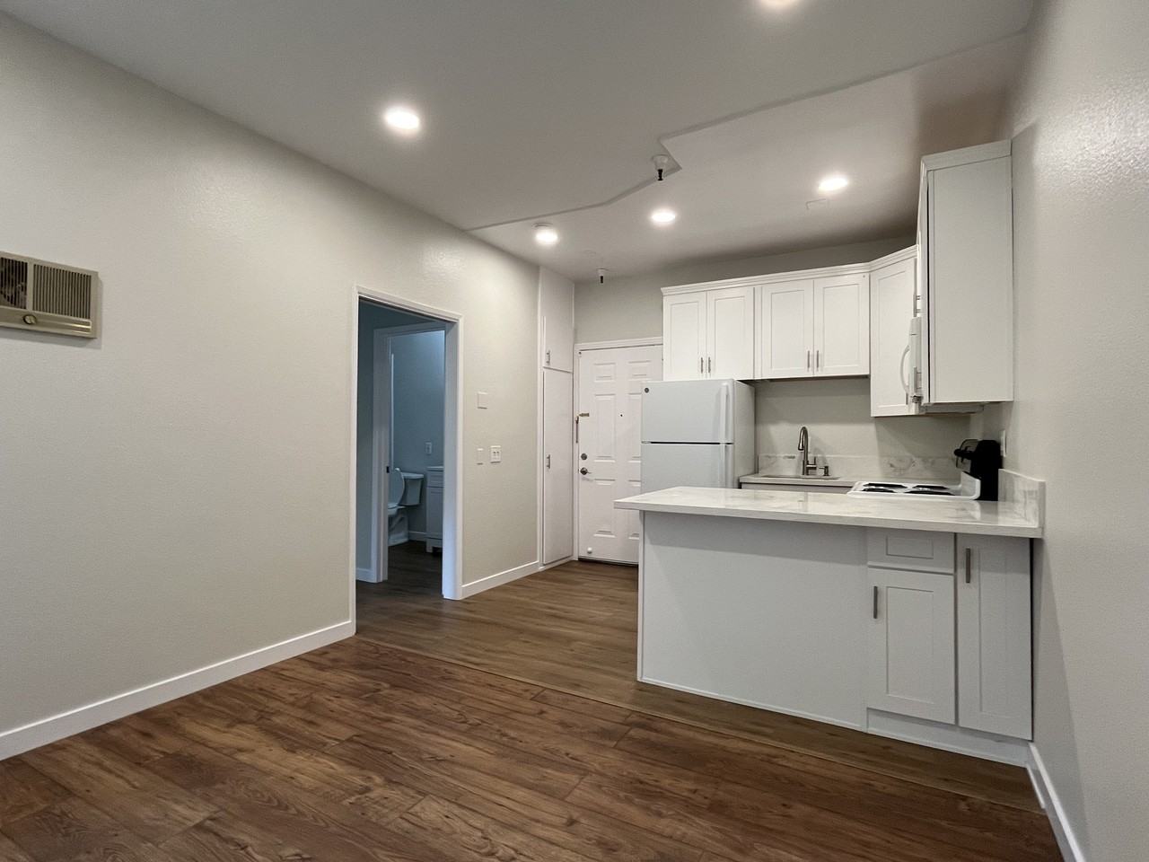 3976 Alabama St #15 - Photo 7 of 18
