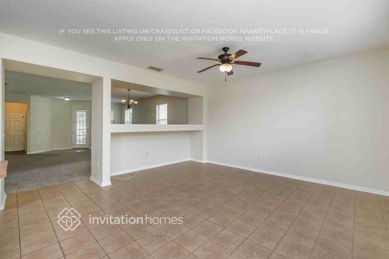 19608 Timberbluff Dr - Photo 4 of 16