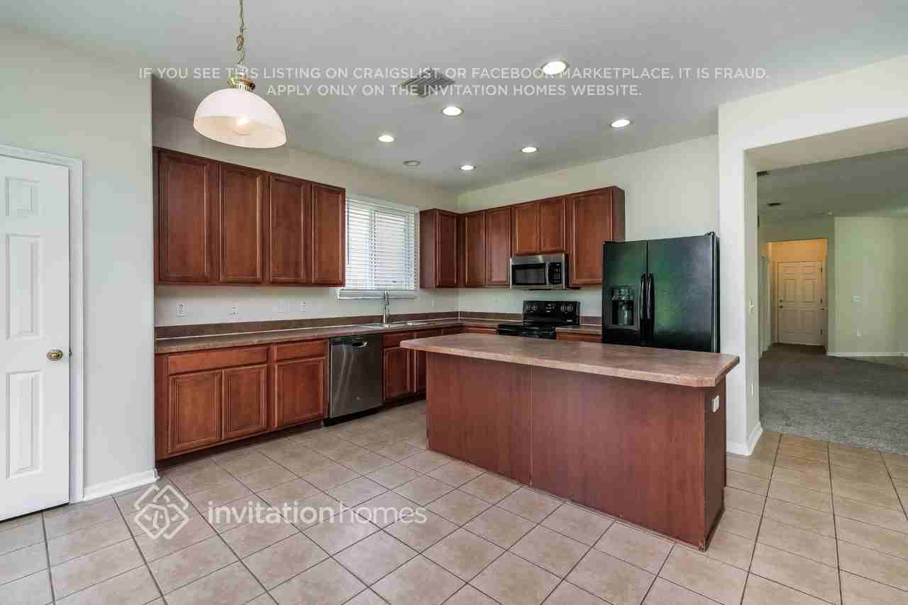 19608 Timberbluff Dr - Photo 5 of 16