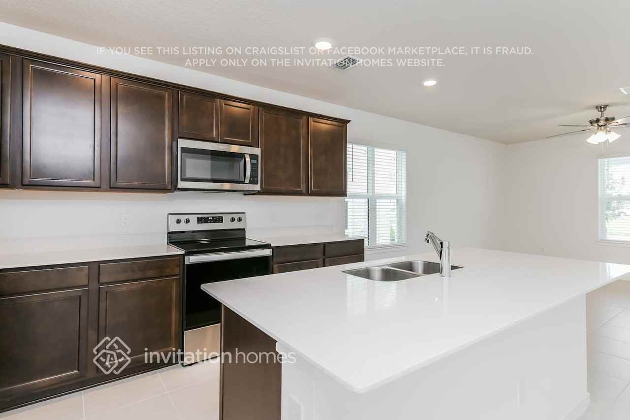 1895 Tohoqua Blvd - Photo 7 of 25