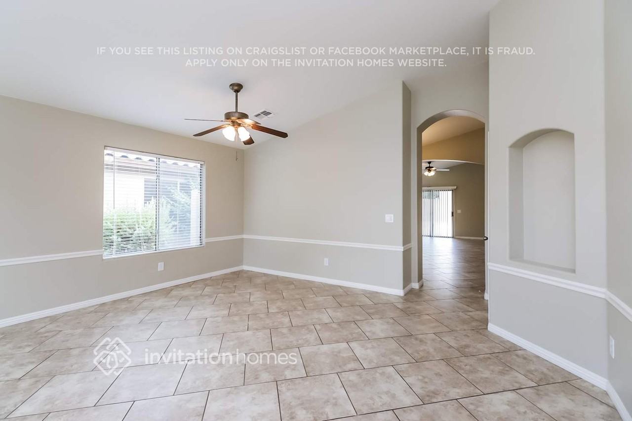 29821 N Broken Shale Dr - Photo 4 of 21