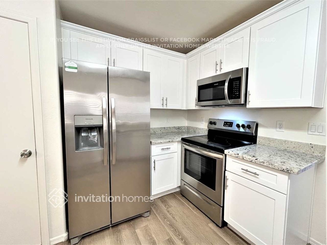 12014 W Holly St - Photo 5 of 17