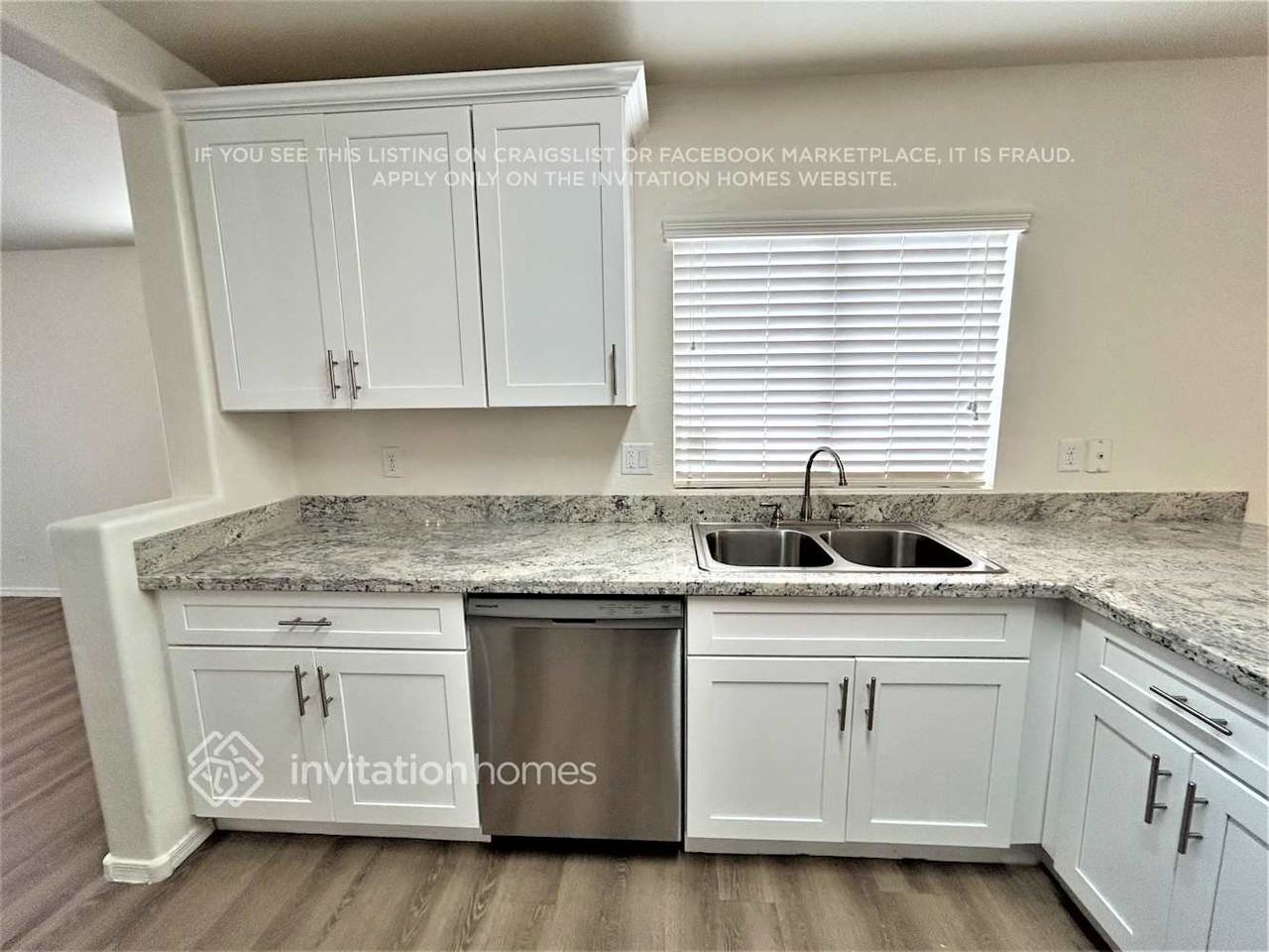 12014 W Holly St - Photo 6 of 17