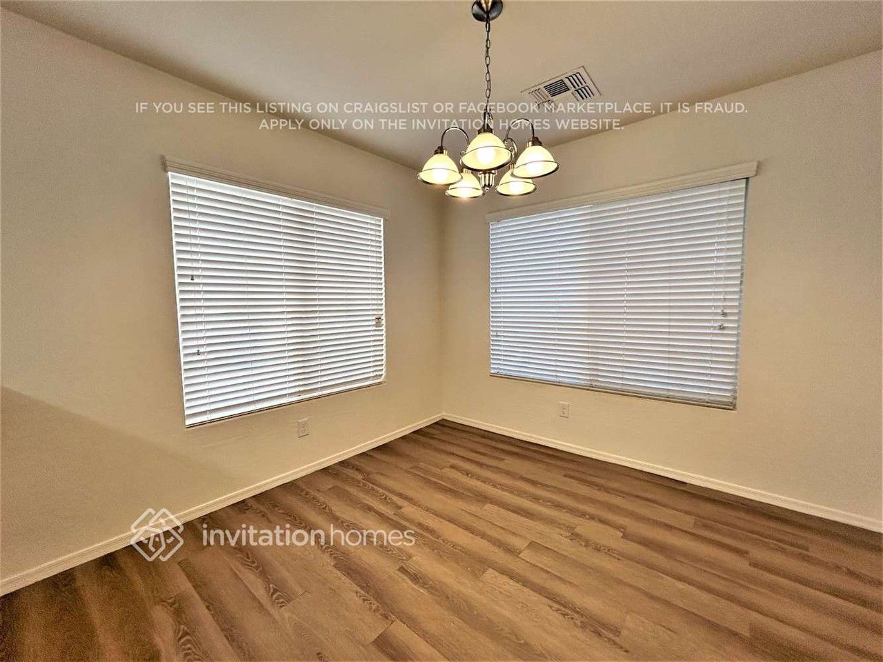 12014 W Holly St - Photo 7 of 17