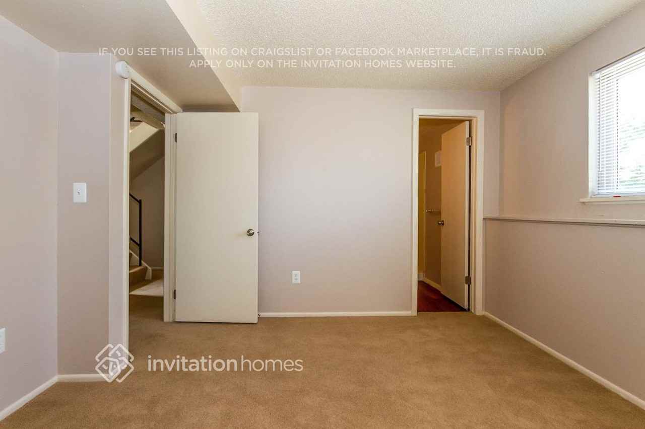 15871 E Linvale Ave - Photo 4 of 17