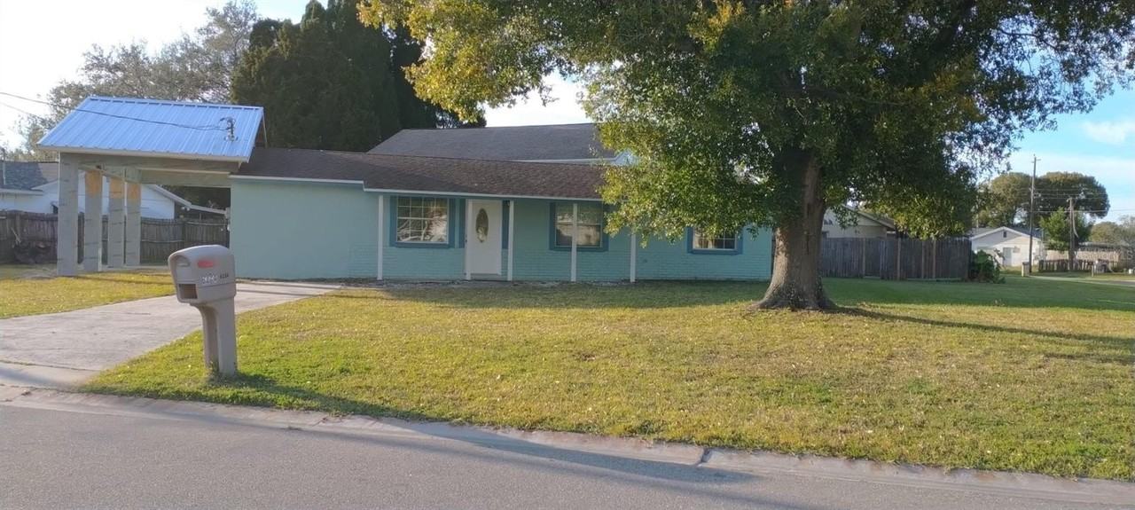 6224 Florida Dr - Photo 2 of 13