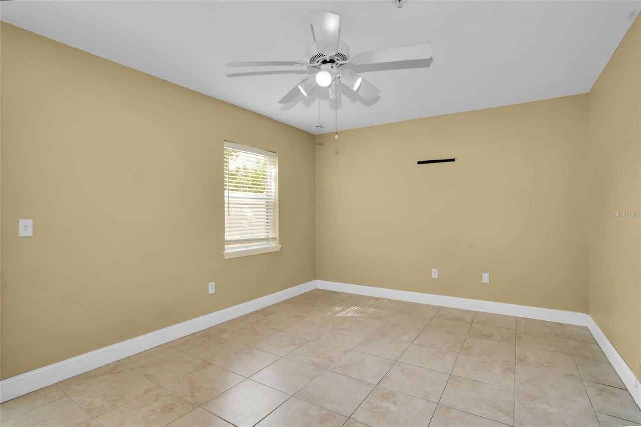 3102 Toscana Cir - Photo 4 of 40