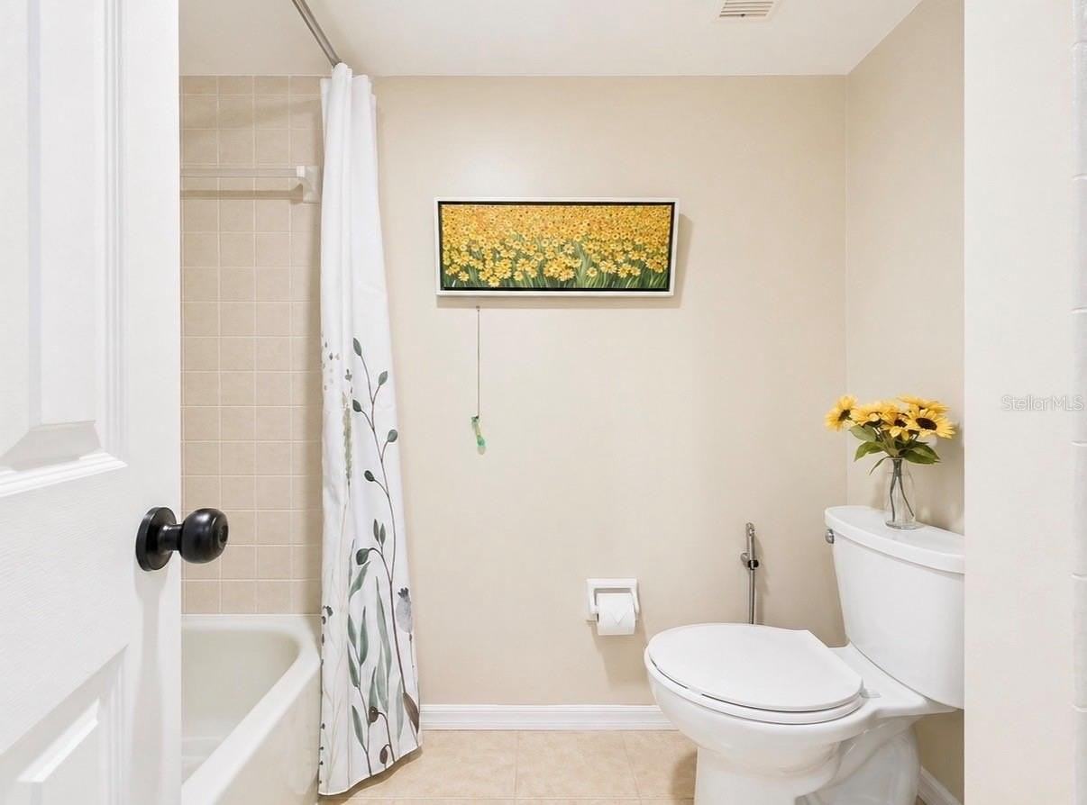 2450 Pelican Ct #202Q - Photo 6 of 29