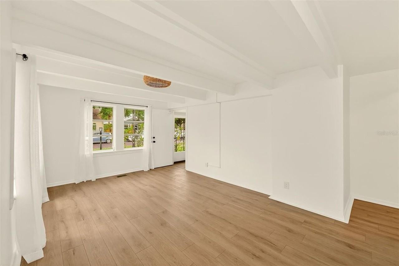 925 16th Ave N - Photo 5 of 48