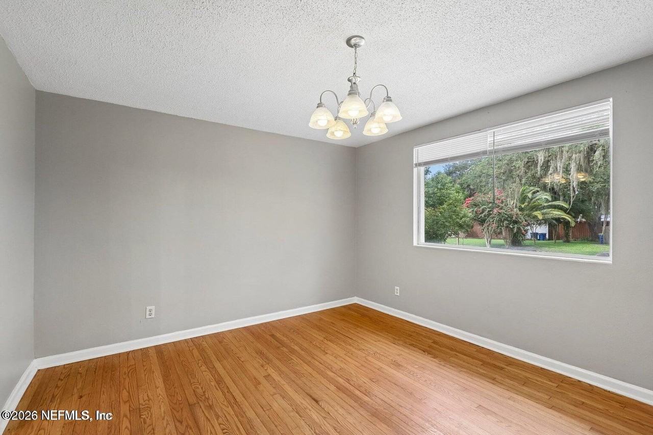 356 Tidewater Cir E - Photo 6 of 17
