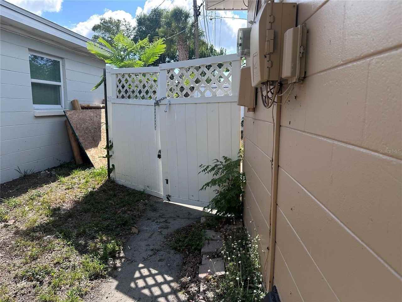 11452 104th St - Photo 5 of 31