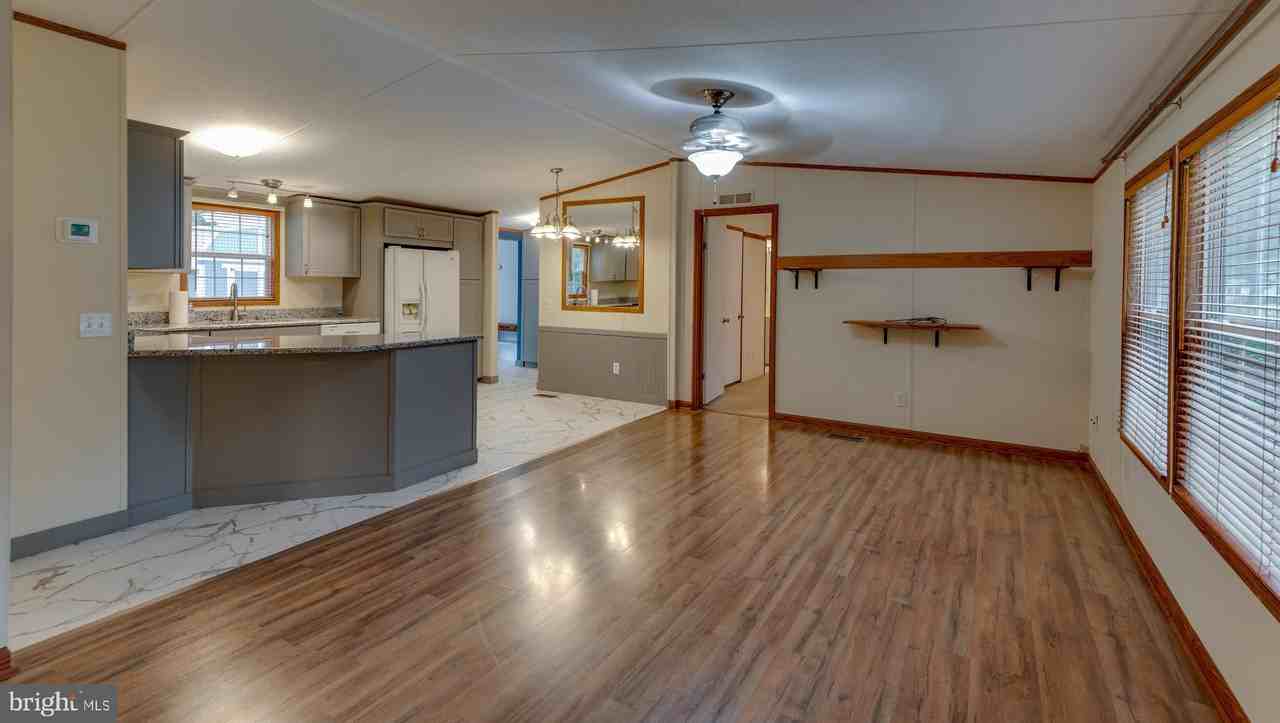 45170 Settlers Ln - Photo 3 of 41