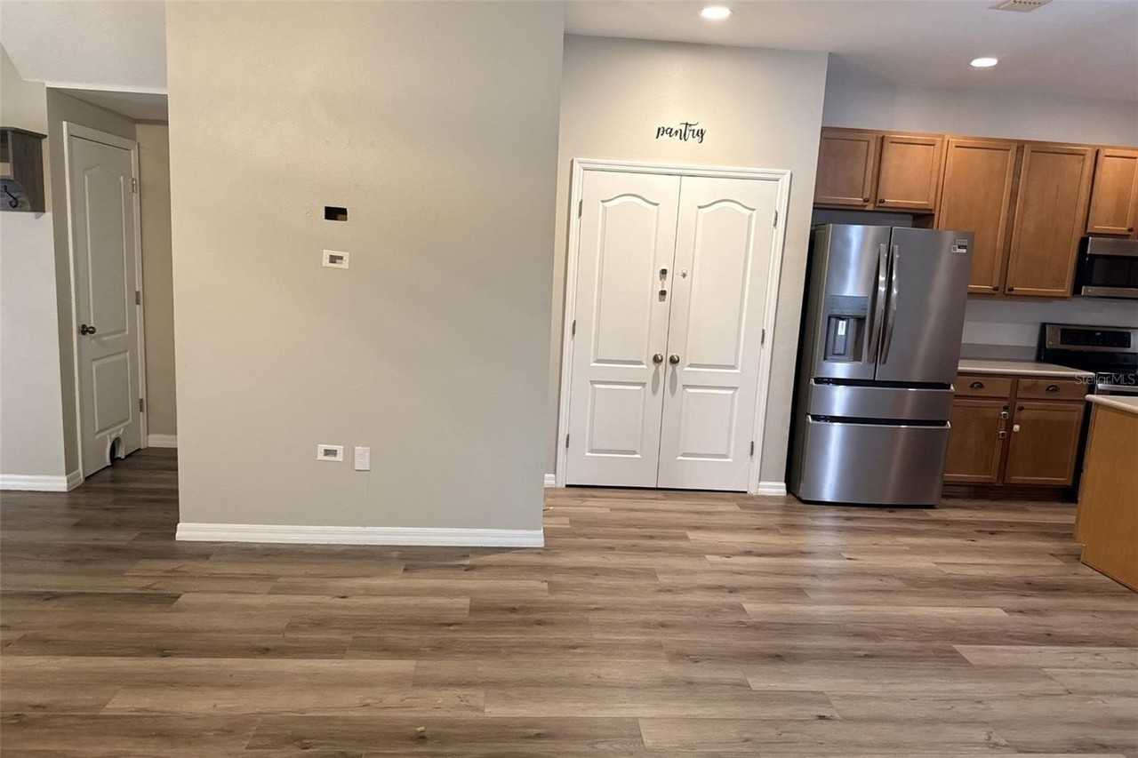 5573 Rutherford Pl - Photo 6 of 13