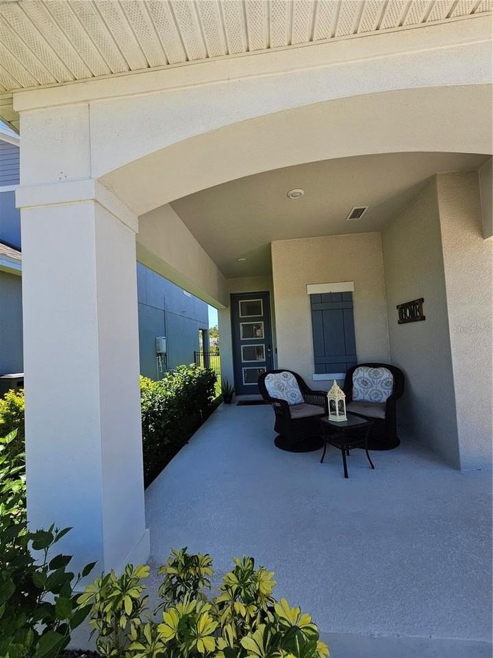 5633 Del Coronado Dr - Photo 2 of 39