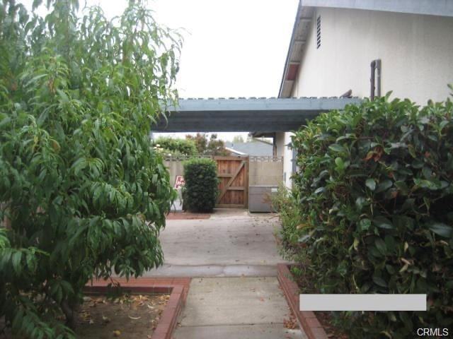 1293 Brenda Ct - Photo 7 of 9