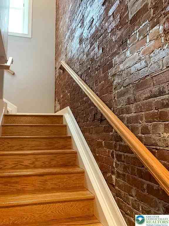 326 Church St ##2 - Photo 4 of 22