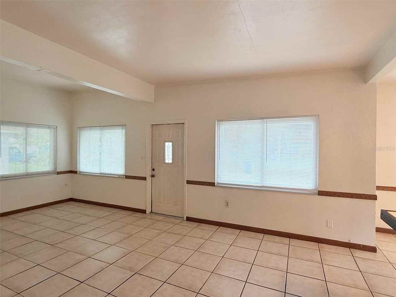 5160 102nd Way N - Photo 3 of 25