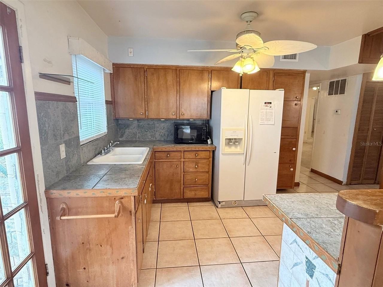 5160 102nd Way N - Photo 7 of 25