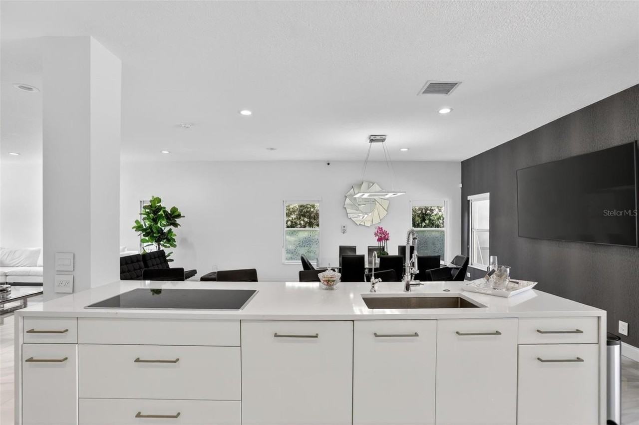 7035 Brescia Way - Photo 6 of 21